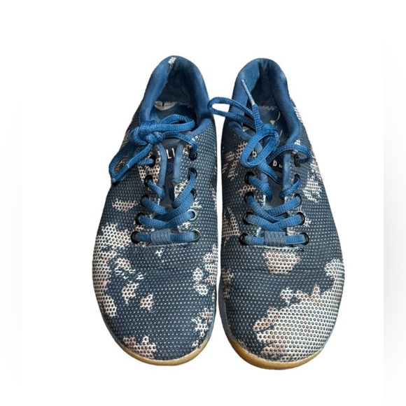 NOBULL Dark Floral Trainers Women’s 6 | Gum Sole | CrossFit / Training Shoes - Picture 2 of 9